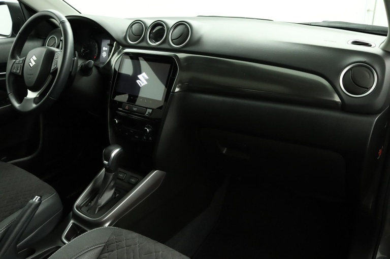 Suzuki Vitara - 1.5 Hybrid Style 43