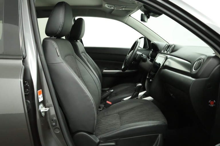 Suzuki Vitara - 1.5 Hybrid Style 22