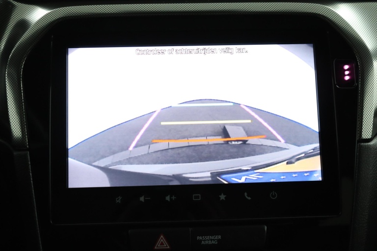 Suzuki Vitara - 1.5 Hybrid Style 9