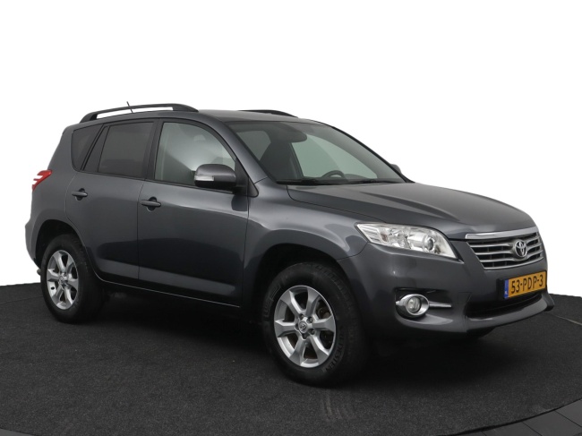 Toyota RAV4 - 2.0 VVTi Dynamic 2WD