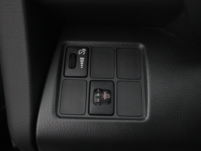 Toyota RAV4 - 2.0 VVTi Dynamic 2WD