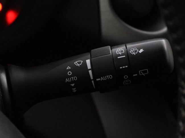 Toyota RAV4 - 2.0 VVTi Dynamic 2WD