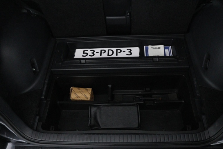 Toyota RAV4 - 2.0 VVTi Dynamic 2WD 35