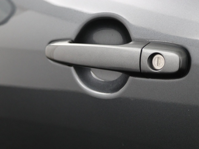 Toyota RAV4 - 2.0 VVTi Dynamic 2WD