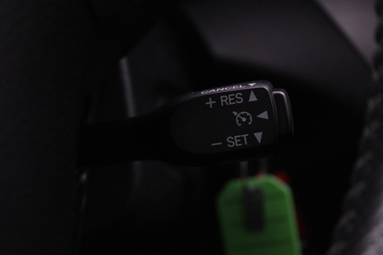 Toyota RAV4 - 2.0 VVTi Dynamic 2WD 45