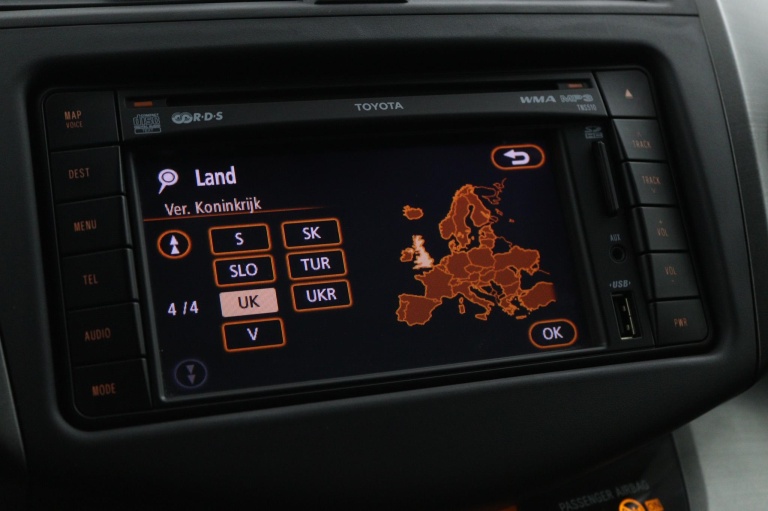 Toyota RAV4 - 2.0 VVTi Dynamic 2WD 47