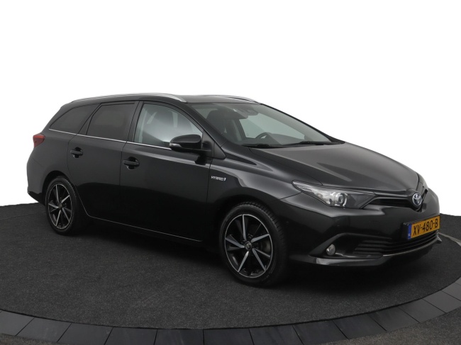 Toyota Auris Touring Sports - 1.8 Hybrid Dynamic Ultimate