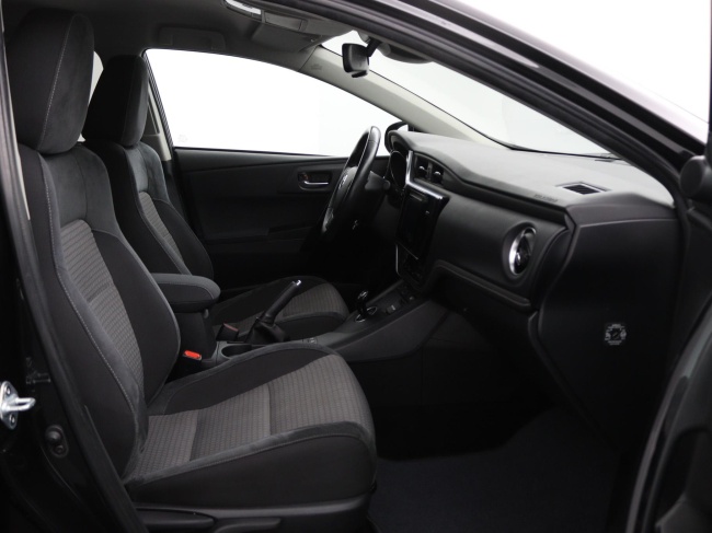 Toyota Auris Touring Sports - 1.8 Hybrid Dynamic Ultimate