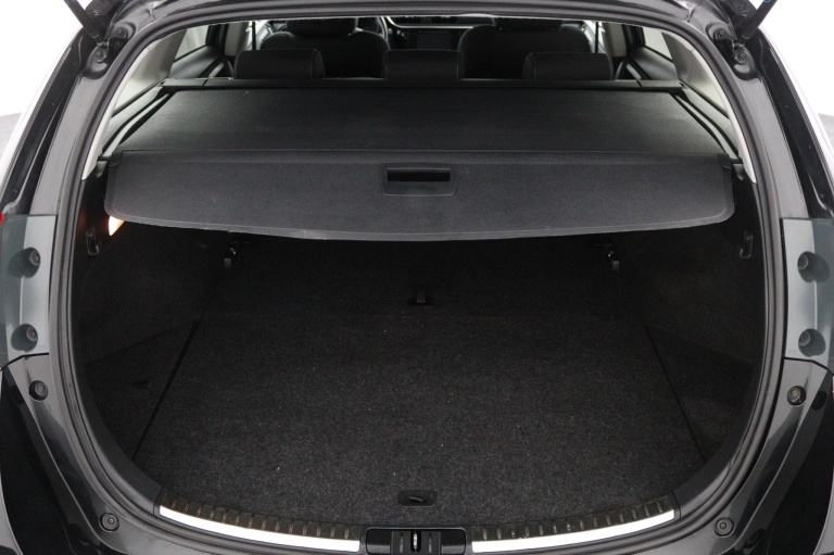 Toyota Auris Touring Sports - 1.8 Hybrid Dynamic Ultimate 24