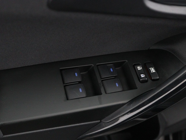 Toyota Auris Touring Sports - 1.8 Hybrid Dynamic Ultimate