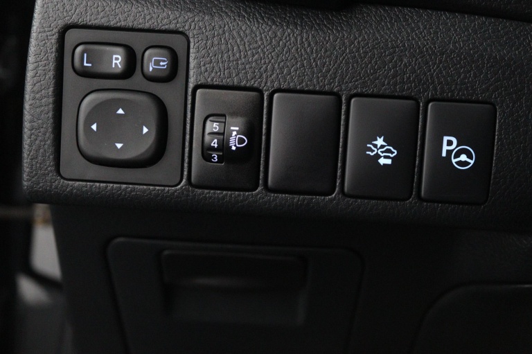 Toyota Auris Touring Sports - 1.8 Hybrid Dynamic Ultimate 31