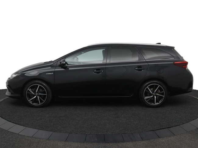 Toyota Auris Touring Sports - 1.8 Hybrid Dynamic Ultimate