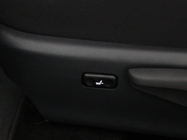 Toyota Auris Touring Sports - 1.8 Hybrid Dynamic Ultimate