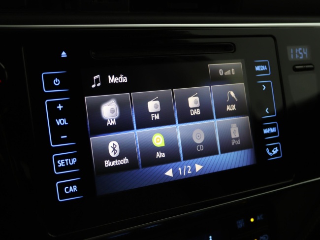 Toyota Auris Touring Sports - 1.8 Hybrid Dynamic Ultimate