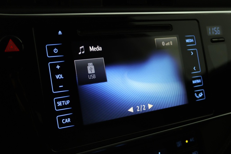 Toyota Auris Touring Sports - 1.8 Hybrid Dynamic Ultimate 51