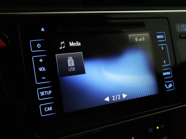 Toyota Auris Touring Sports - 1.8 Hybrid Dynamic Ultimate