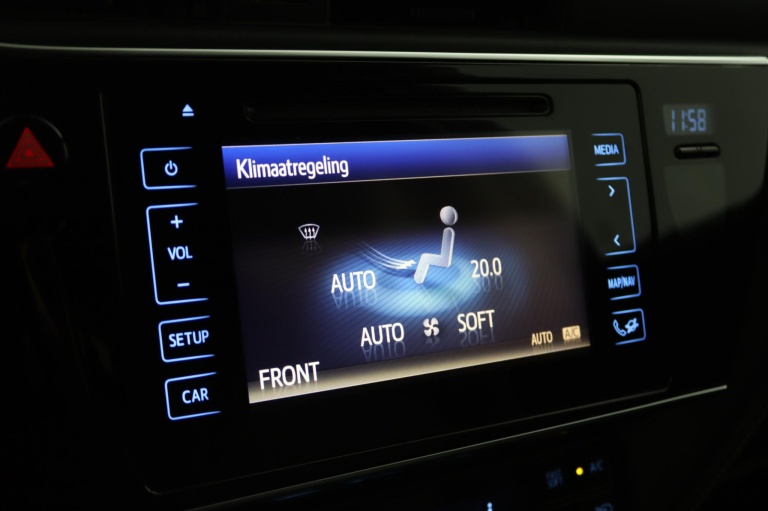 Toyota Auris Touring Sports - 1.8 Hybrid Dynamic Ultimate 56