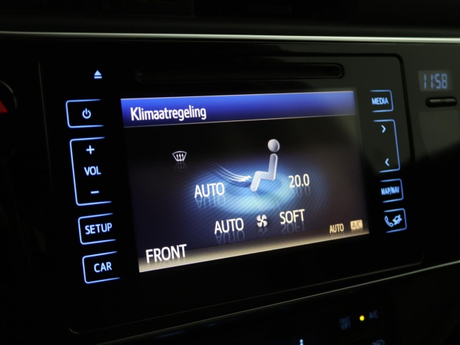 Toyota Auris Touring Sports - 1.8 Hybrid Dynamic Ultimate