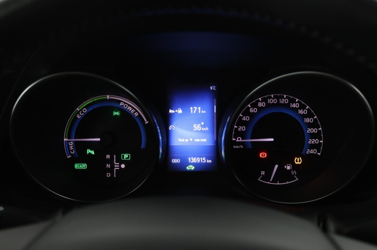 Toyota Auris Touring Sports - 1.8 Hybrid Dynamic Ultimate 6