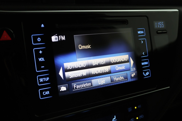 Toyota Auris Touring Sports - 1.8 Hybrid Dynamic Ultimate 8