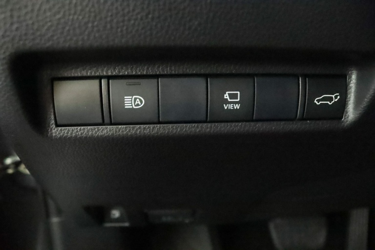 Toyota RAV4 - 2.5 Plug-in Hybrid AWD Bi-Tone Plus 31