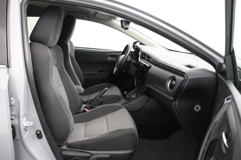 Toyota Auris Touring Sports - 1.8 Hybrid Energy Plus 22