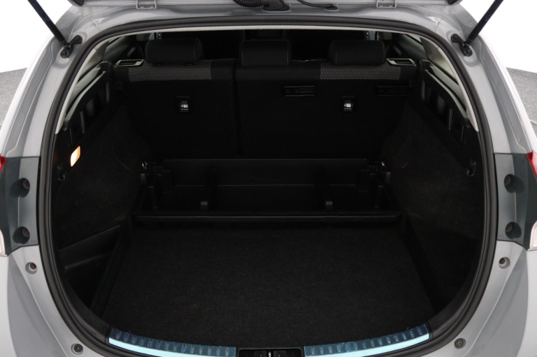 Toyota Auris Touring Sports - 1.8 Hybrid Energy Plus 26