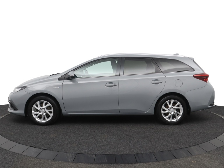 Toyota Auris Touring Sports - 1.8 Hybrid Energy Plus 3