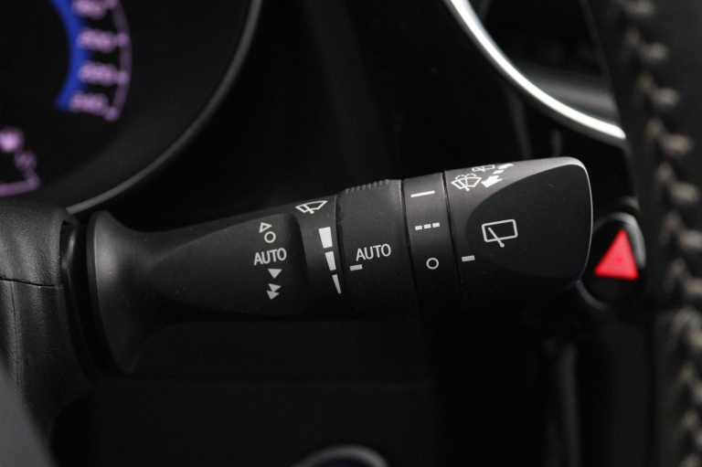 Toyota Auris Touring Sports - 1.8 Hybrid Energy Plus 34