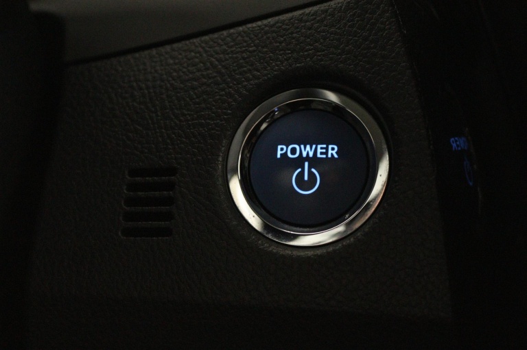 Toyota Auris Touring Sports - 1.8 Hybrid Energy Plus 44