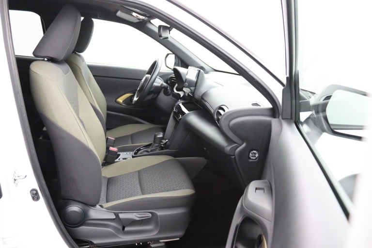 Toyota Yaris Cross - 1.5 Hybrid Explore 10