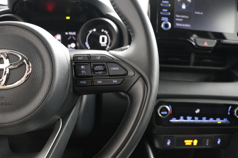 Toyota Yaris - 1.5 Hybrid 115 First Edition 21