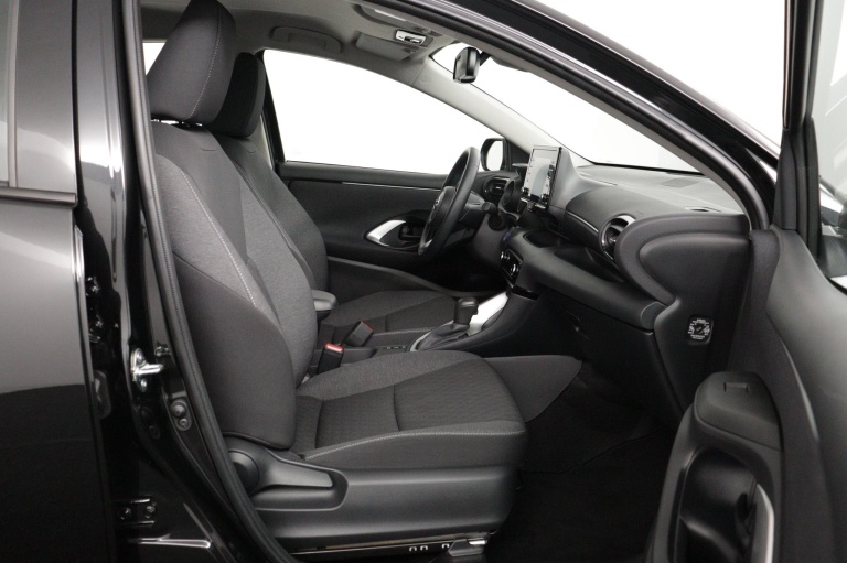 Toyota Yaris - 1.5 Hybrid 115 First Edition 22