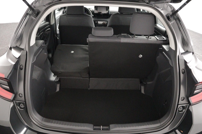 Toyota Yaris - 1.5 Hybrid 115 First Edition 25