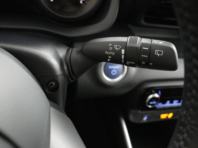 Toyota Yaris - 1.5 Hybrid 115 First Edition