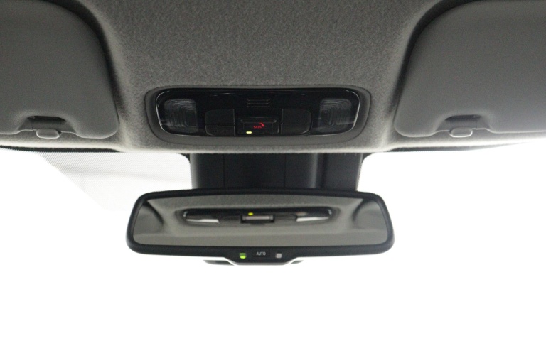 Toyota Yaris - 1.5 Hybrid 115 First Edition 32