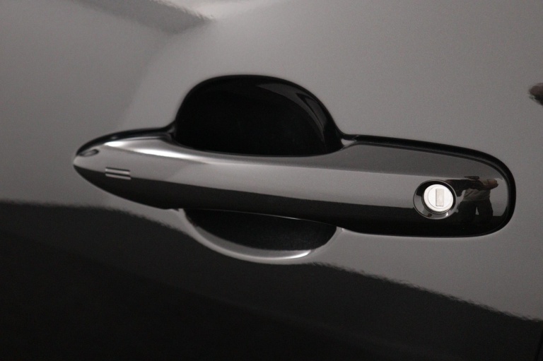 Toyota Yaris - 1.5 Hybrid 115 First Edition 36