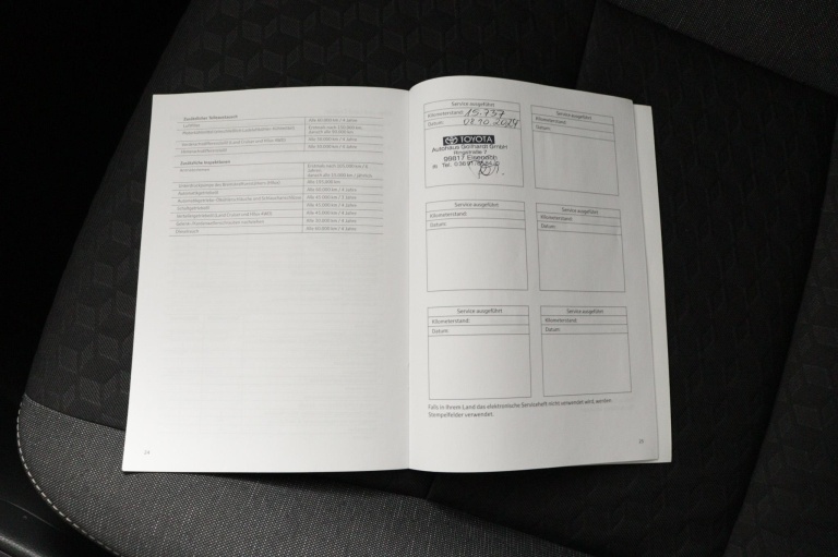 Toyota Yaris - 1.5 Hybrid 115 First Edition 44