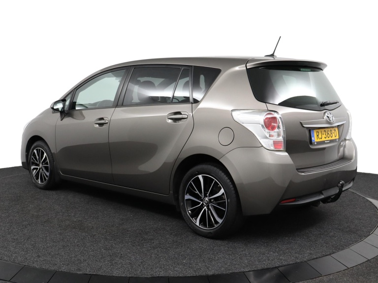 Toyota Verso - 1.6 VVT-i SkyView Edition 11