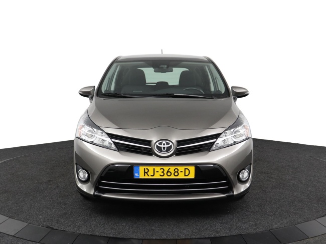 Toyota Verso - 1.6 VVT-i SkyView Edition