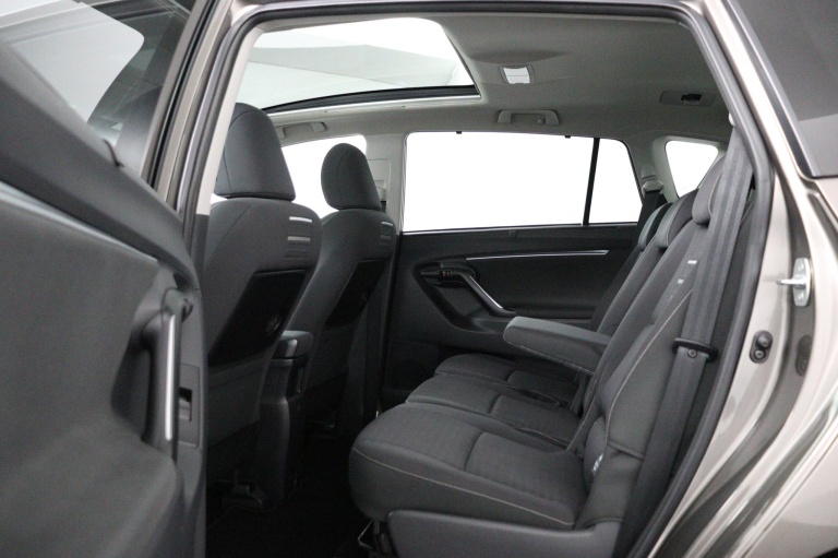 Toyota Verso - 1.6 VVT-i SkyView Edition 17