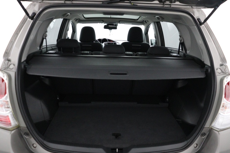 Toyota Verso - 1.6 VVT-i SkyView Edition 21