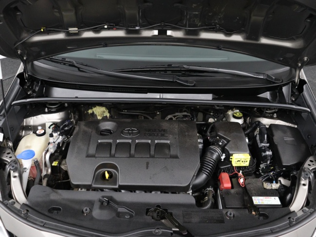 Toyota Verso - 1.6 VVT-i SkyView Edition