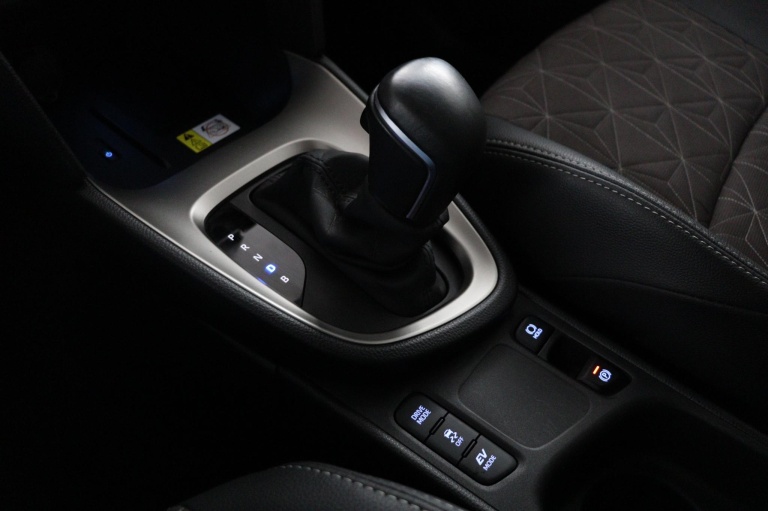 Toyota Yaris Cross - 1.5 Hybrid Executive 27