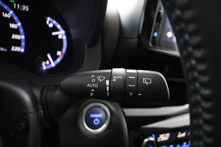 Toyota Yaris Cross - 1.5 Hybrid Executive 31