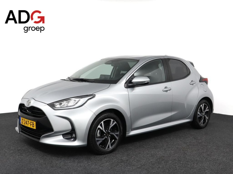Toyota Yaris - 1.5 Hybrid 115 First Edition 1