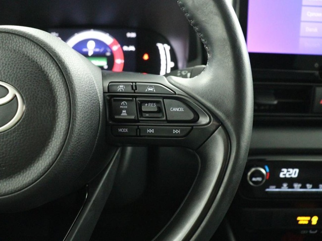 Toyota Yaris - 1.5 Hybrid 115 First Edition