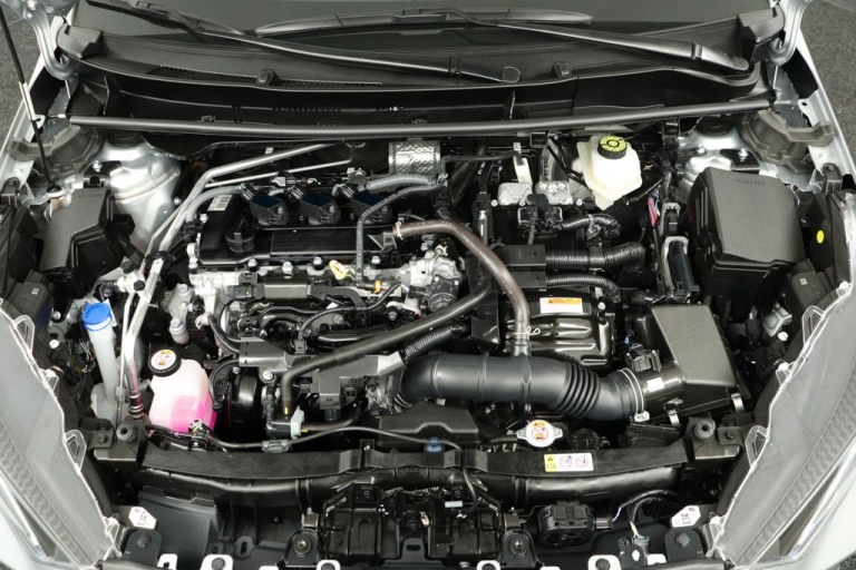 Toyota Yaris - 1.5 Hybrid 115 First Edition 34
