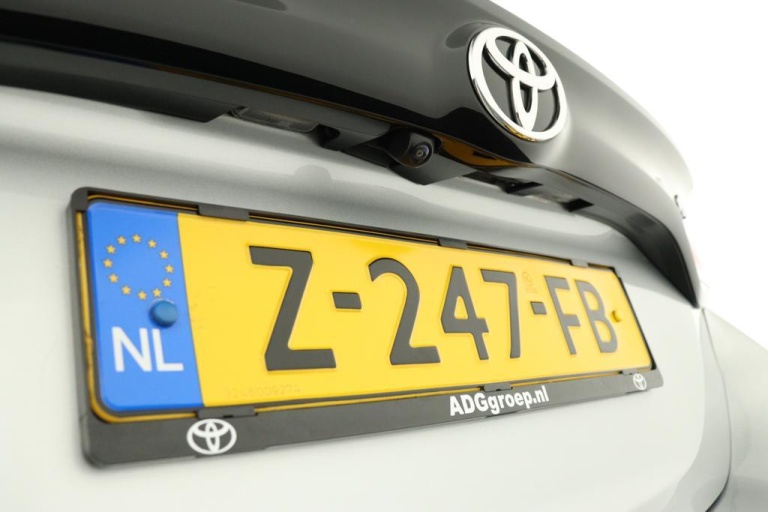 Toyota Yaris - 1.5 Hybrid 115 First Edition 38