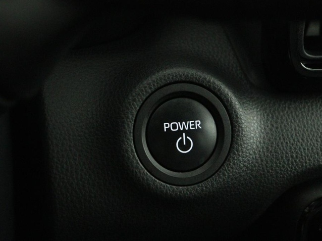 Toyota Yaris - 1.5 Hybrid 115 First Edition